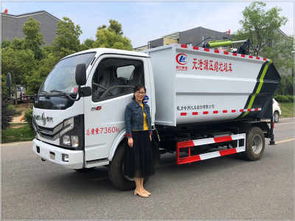 衡水專用垃圾車采用朝柴發動機，提升污泥運輸效率